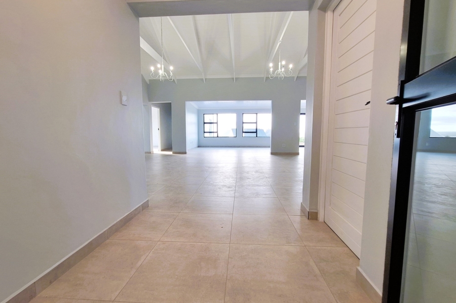 4 Bedroom Property for Sale in Da Gama Bay Western Cape
